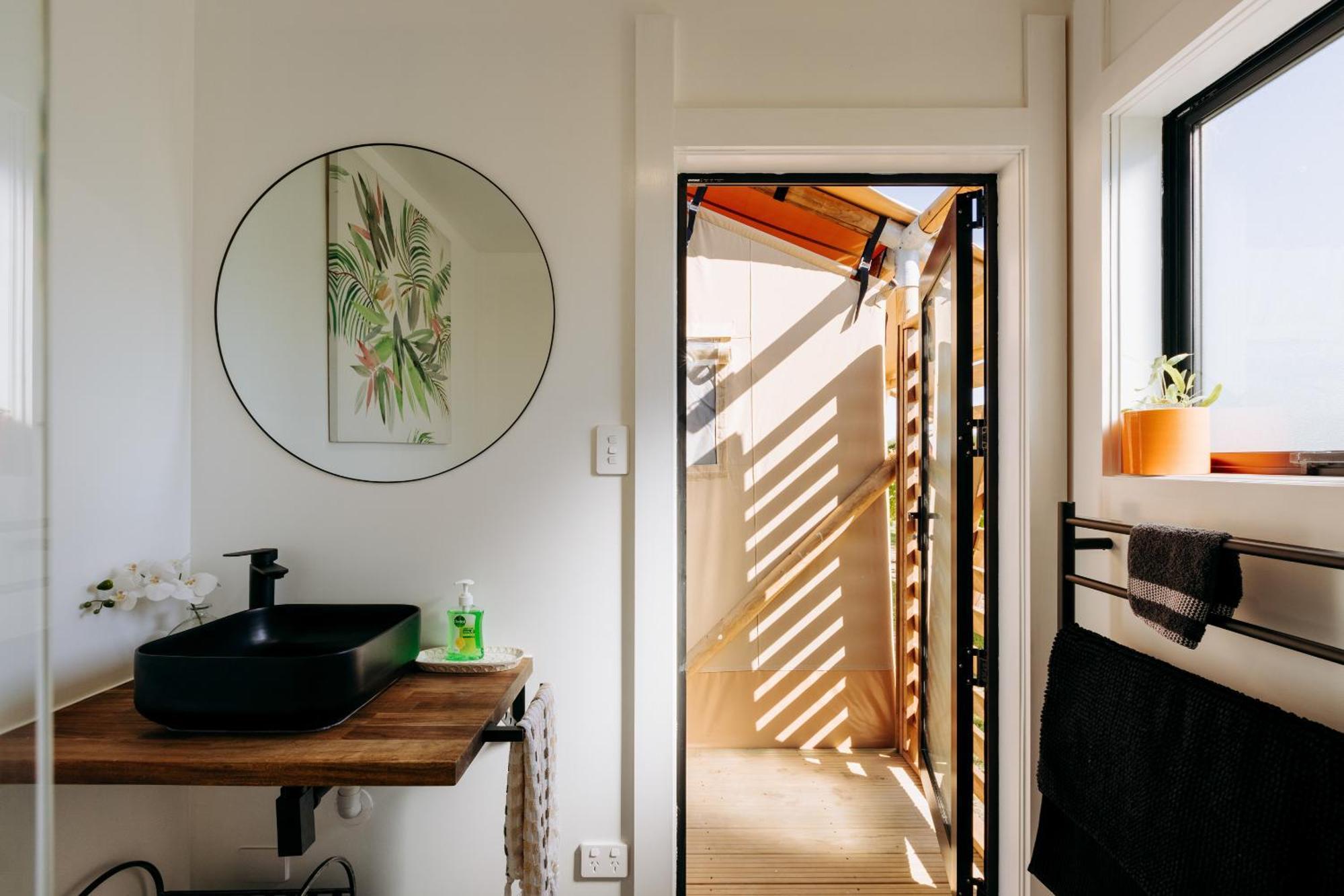Villas & Vines Glamping Hastings Exterior foto